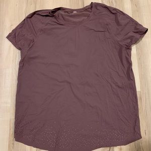 Lululemon t-shirt purple size 8
